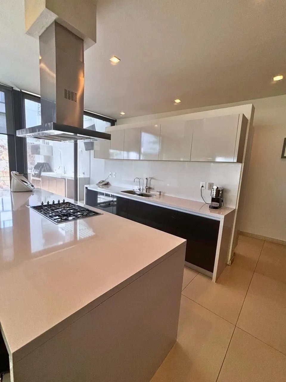 Residencia en Puerta las Lomas